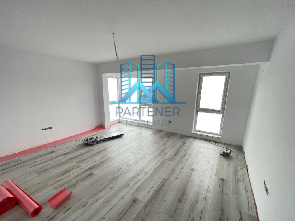 PENTHOUSE 4 camere, scara interioara, terasa, Pacurari- Rediu+Parcare!