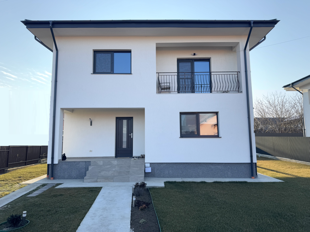 https://partener-imobiliare.ro/ro/vanzare-houses-villas-4-camere/iasi/pozitie-buna-500-mp-teren-beci-vila-valea-adanca-miroslava_3070