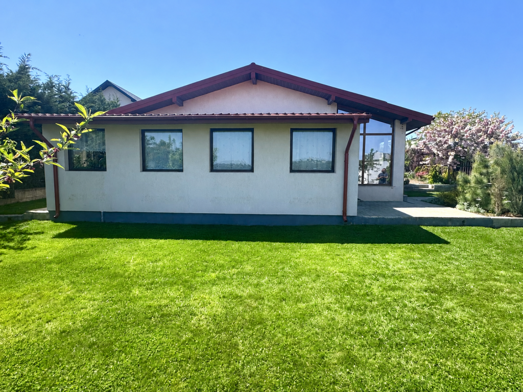 https://partener-imobiliare.ro/ro/vanzare-houses-villas-4-camere/valea-lupului-iasi/garaj560mp-terencurte-amenajatagazoncasapopaspacurari-valealupului_3120