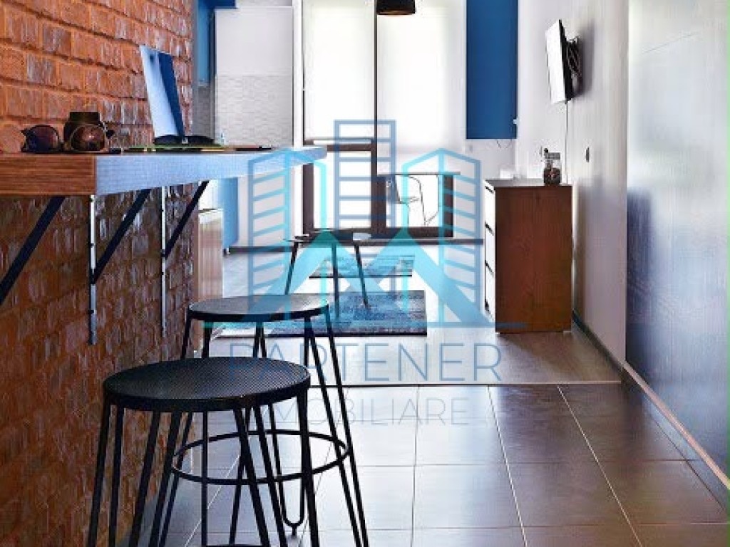 https://partener-imobiliare.ro/ro/vanzare-apartments-1-camere/iasi/apartament-1-camera-palas-centru-mobilat-etaj-intermediar-43-mp_3143