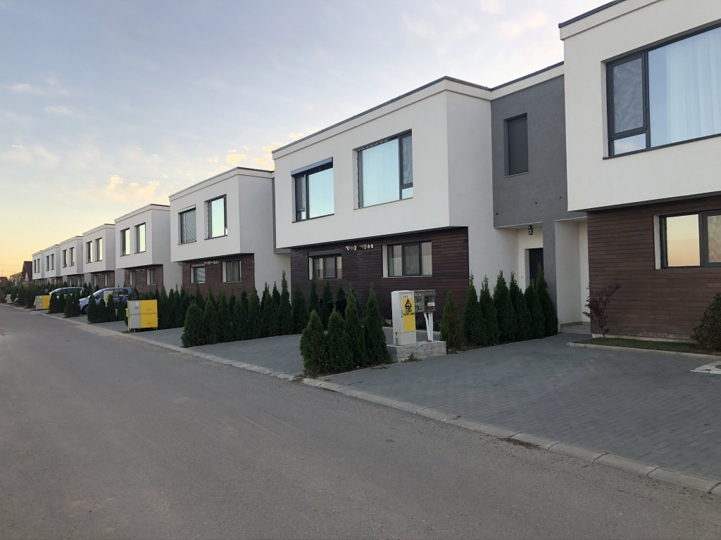https://partener-imobiliare.ro/ro/vanzare-houses-villas-4-camere/valea-lupului-iasi/canalizare-asfalt-vila-4-camere-popas-pacurari-valea-lupului_425 https://partener-imobiliare.ro/ro/vanzare-houses-villas-4-camere/valea-lupului-iasi/canalizare-asfalt-vila-4-camere-popas-pacurari-valea-lupului_425